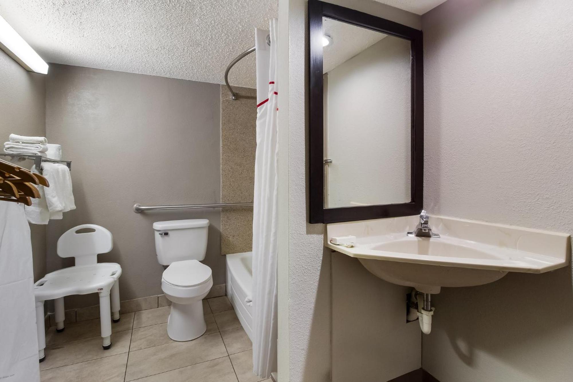 Red Roof Inn New Stanton Extérieur photo
