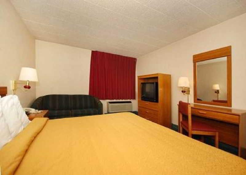 Red Roof Inn New Stanton Extérieur photo